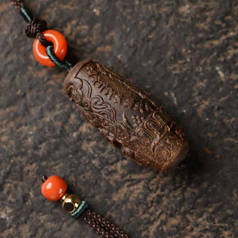 Huangqi Sinking Agarwood Dzi Bead – Space Treasury | Lustrous Aroma & Artisan Collectible