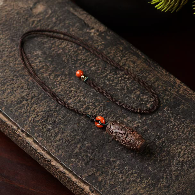 Huangqi Sinking Agarwood Dzi Bead – Space Treasury | Lustrous Aroma & Artisan Collectible