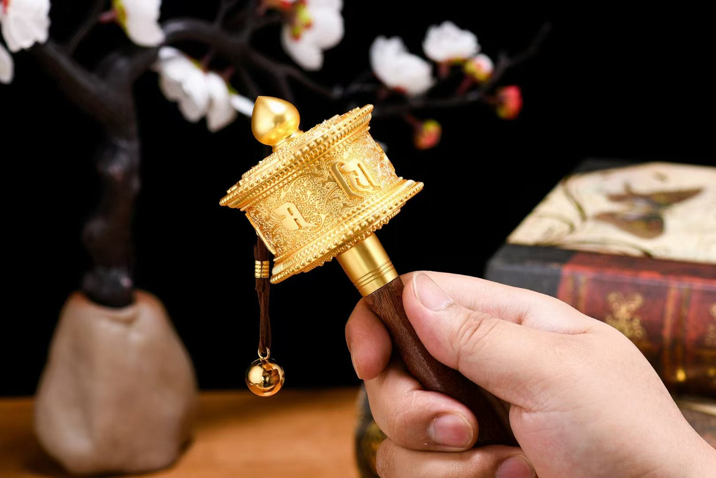 New Tibetan Hand-Rotating Gold Prayer Wheel – Retro Pure Copper Relief Bronze Cylinder with Wooden Handle | Large, Medium, Small Ornaments